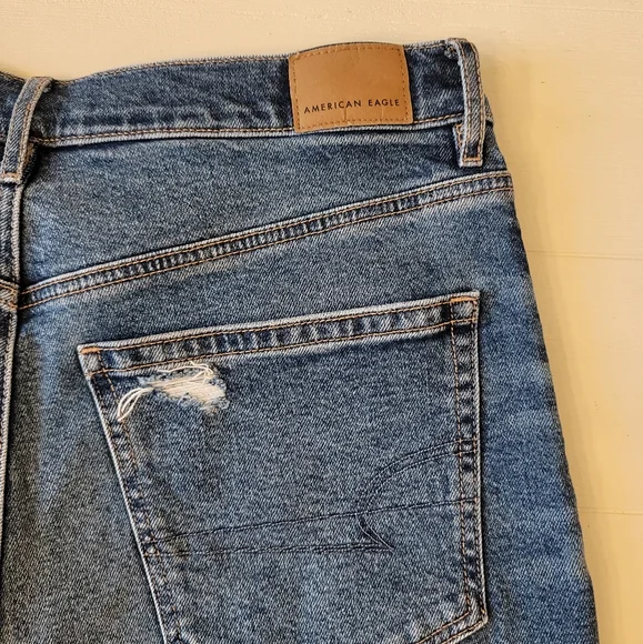 American Eagle High Waisted Strigid Lightly Distressed Relaxed Denim Jean Shorts - Picture 14 of 15